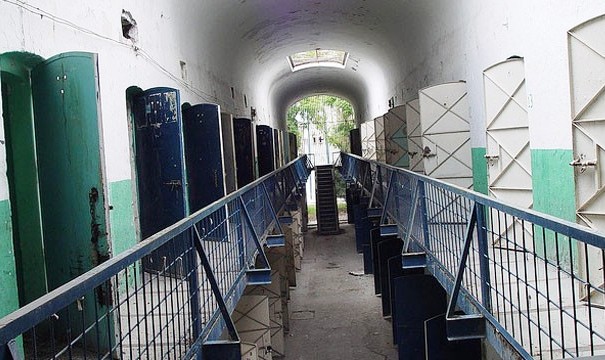 93 Tahanan Kabur dari Kantor Polisi Selama 2012